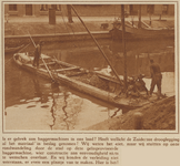 873049 Afbeelding van een geïmproviseerd baggerschip in de Vaartsche Rijn tussen de Oosterkade en de Westerkade [?] te ...